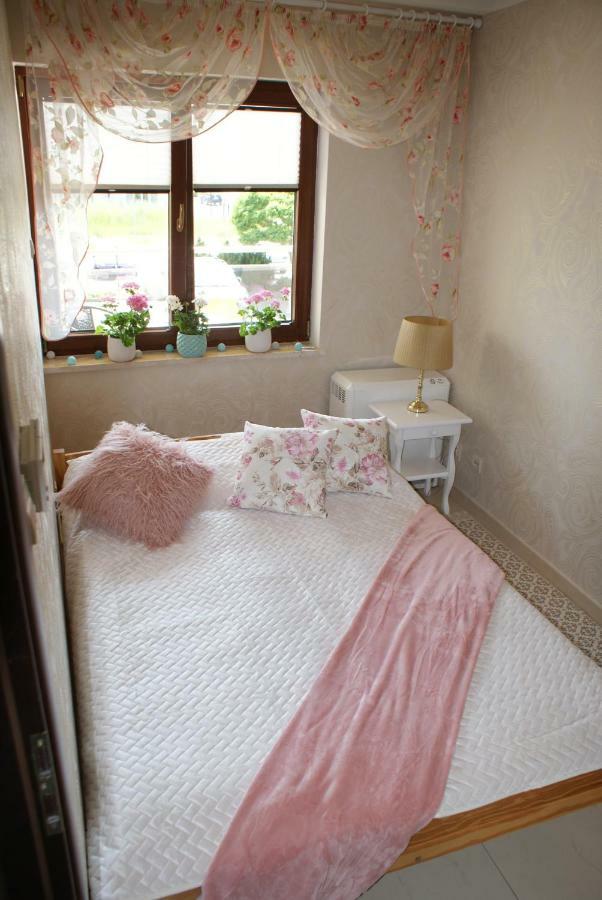 Rozany Zakatek Apartment Sarbinowo Bagian luar foto